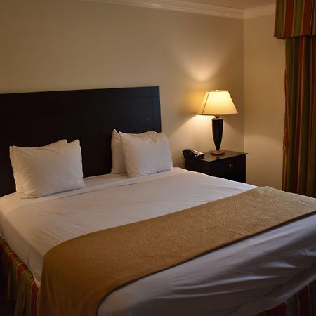 Best Western Colonial Inn Selma Kültér fotó