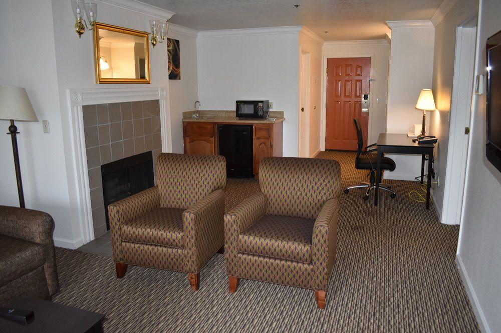 Best Western Colonial Inn Selma Kültér fotó